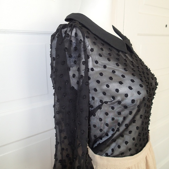🔴3/$23!🔴Monteau sheer blouse flocked peterpan - Picture 5 of 8